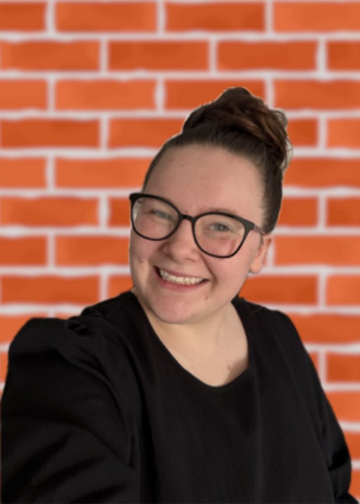 Headshot of Madison Hunt